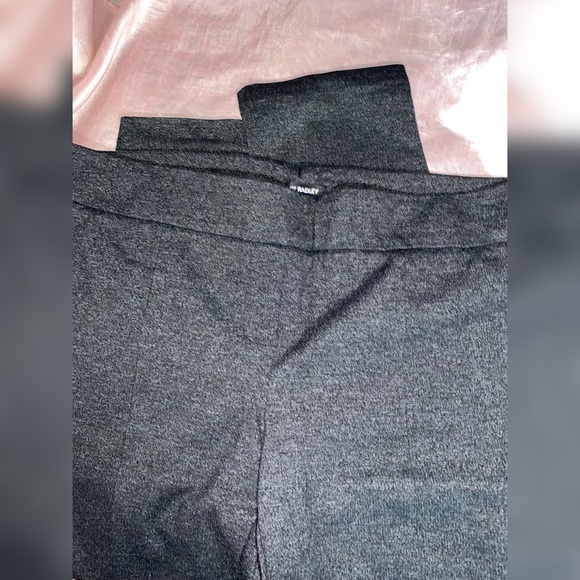 Hilary Radley Leggings - Picture 4 of 6